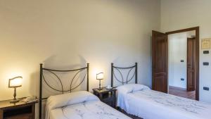 PODERE COLLELUNGO 14, Emma Villas