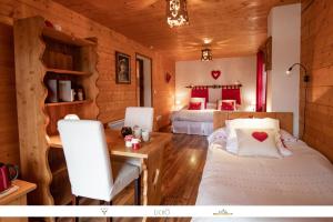 Maisons d'hotes Chez Mamie Anna (B&B et Chalet) : photos des chambres