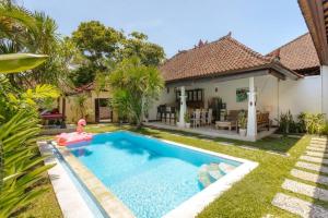 Villa Penny, Seminyak - Spacious 3 Bedroom Pool Villa!