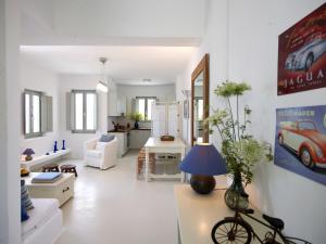 Family Villa Sea View room in Kea Village