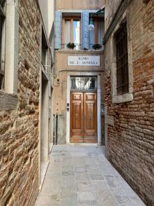 REGINA - ROMANTIC STUDIO near RIALTO