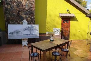 GILLFORD GALLERY ACCOMMODATION