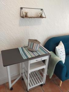 Studio hyper centre entre port et plage