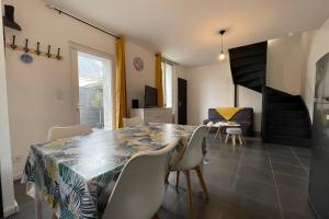 Maisons de vacances Maison avec terrasse privative au coeur d' Amboise : photos des chambres