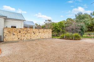 Grandview Accommodation - The Elm Tree Apartments