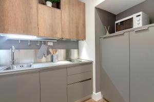 Il Moro Apartment by Mamo Florence