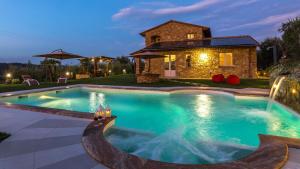 La villetta di Dante 6, Emma Villas