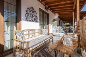 White Pine Apartments Skiathos Greece