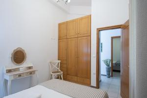 White Pine Apartments Skiathos Greece