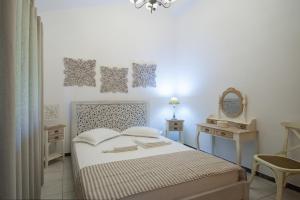 White Pine Apartments Skiathos Greece