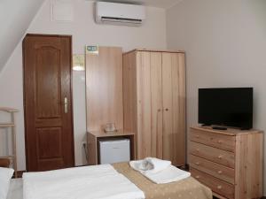 Kádárta Vendéglő Panzió