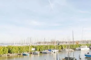 Who's Anton? Monnickendam, vlak bij Amsterdam - 卡特沃德