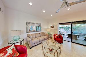 Three-Bedroom House room in Private Hidden Palms Home - Pool Hot Tub & Tennis
