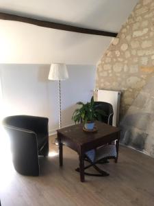 B&B / Chambres d'hotes La Balastiere : Suite