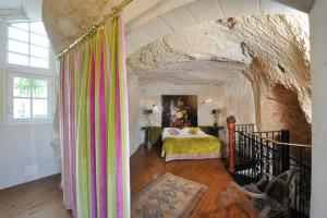 Hotels Logis Demeure de la Vignole : photos des chambres