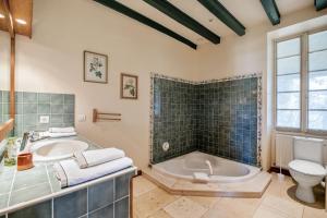 "Villa spacieuse à Sigoulès avec piscine privée"