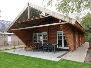Holiday home with covered terrace - Eel