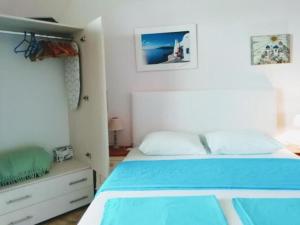 Pleasant Apartment in Piso Levadi near Kalogeros Beach Paros Greece