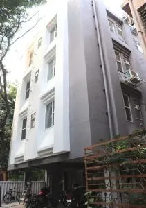 Sharman Suites - Yerandwane