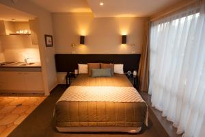 Studio room in Hurley's of Queenstown