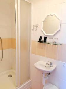 Apartment with Extra Bed room in Hotel Dejmalik