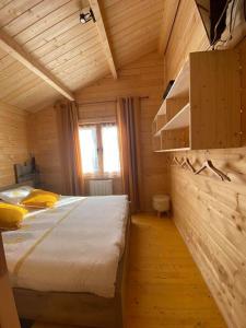 Lodges Les Chalets Du Marais : photos des chambres