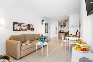 211 Los Cristianos First Sea Line, swimming pool