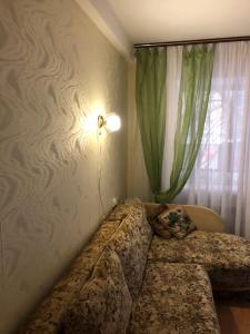 Kyiv Apartment in Pechersk on Oleksandra Kopylenko