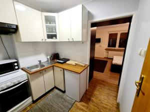 TOPFLOOR BATALION A COSY FLAT IN WOLA DISTRICT