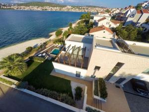 Villa Trogir Deluxe 1 6 Beautiful Bedrooms - Sea Front Private Pools - Sauna