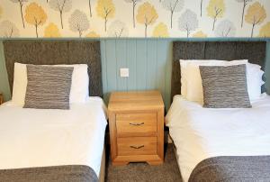 Twin Room room in The Marine Hotel