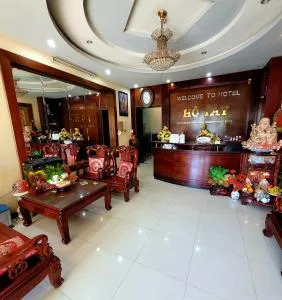 Hồ Tây Hotel - Ấp Trùm Tri