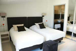 Hotels Logis- Hotel Spa Restaurant l'Epicurial : Chambre Lits Jumeaux Standard