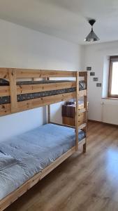 Briançon-Serre Chevalier - Apt 3 pièces - 4 à 6 couchages - Au calme-Jardin mis à dispo