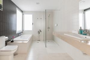 Holiday Home room in Tranquil Modern Villa with Private Salt-Water Pool
