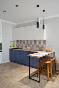 Солнечная квартира возле моря, Аркадия