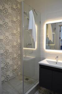 Солнечная квартира возле моря, Аркадия