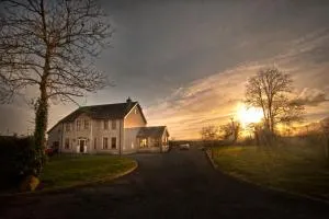 Knockalla luxury property with hot tub suitable for families - 勒根