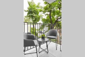 HOUSEHOST Apartment: Miodowa 428a Street