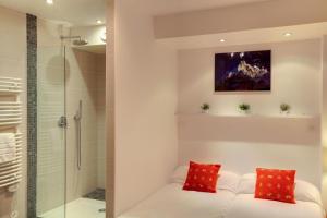 Hotels Les Campanules : photos des chambres