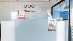 RedDoorz near SM Calamba