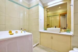 Anemomilos Casa ideale 1st floor