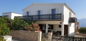 Apartments Stojanović - 拉扎纳茨