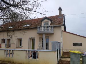 Maison de 4 chambres avec jardin clos et wifi a Fenay