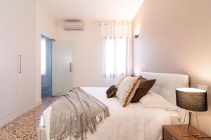 Casanova Deluxe Apartment by Wonderful Italy