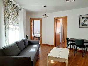 Deluxe Family Suite room in Apartamentos Candelario by gaiarooms
