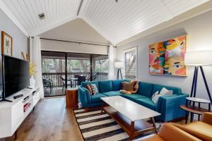 Two Bedroom Apartment  room in Centre Court 7832