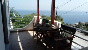 Zacharoula Rooms Ikaria Greece