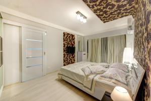 Luxurious 2k apartment, Bolshaya Vasilkovskaya street 1451, Ocean Plaza