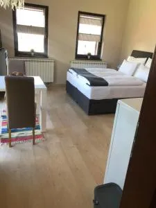 DŮM POD RADNICÍ studia - Kunvald